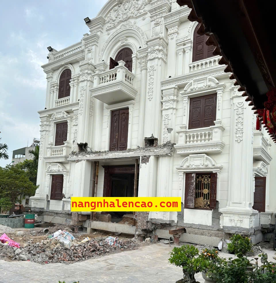 Nâng căn biệt thự lên cao
